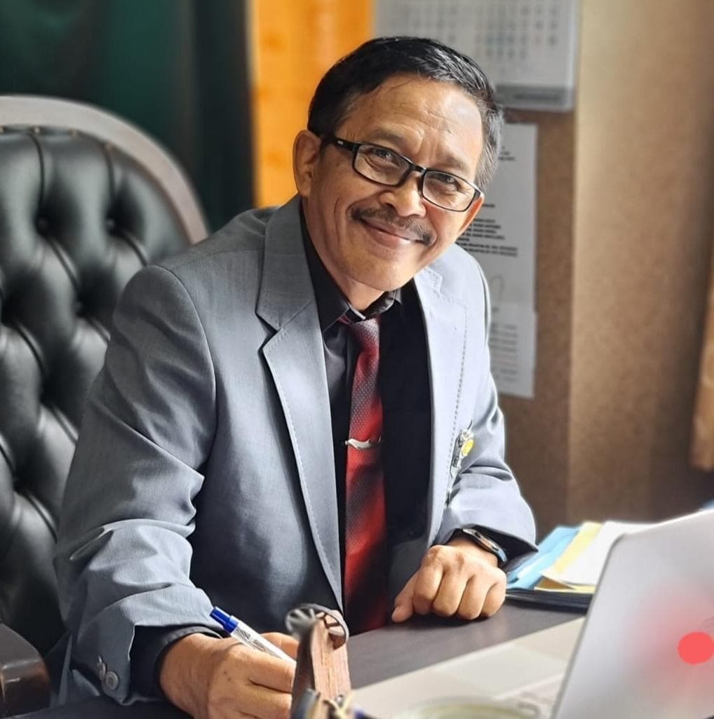 Prof. Dr. Ir. Petrus Hary TS., MS.